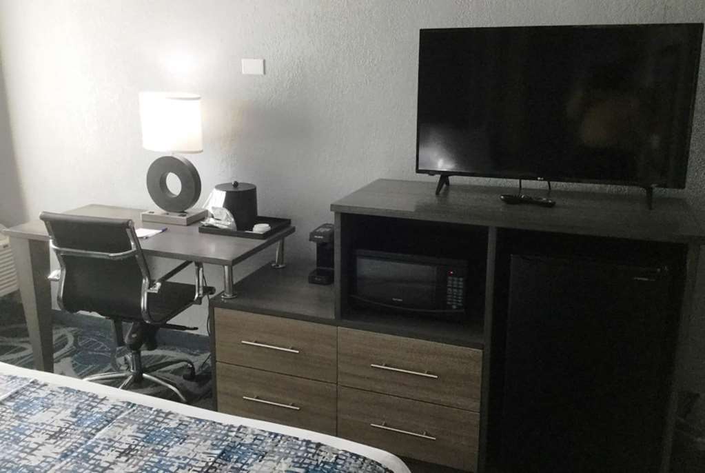Baymont Inn & Suites Shawnee Zimmer foto